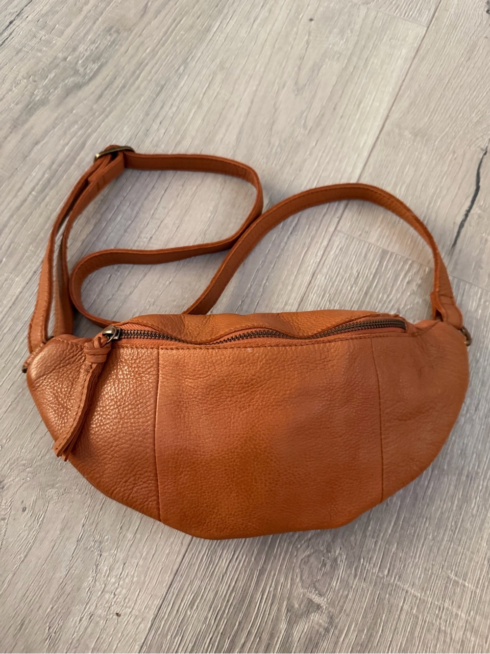 Everyday Tan Leather Crossbody Sling Bag